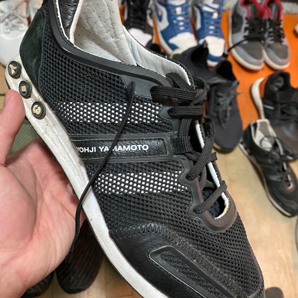 Y-3 runners